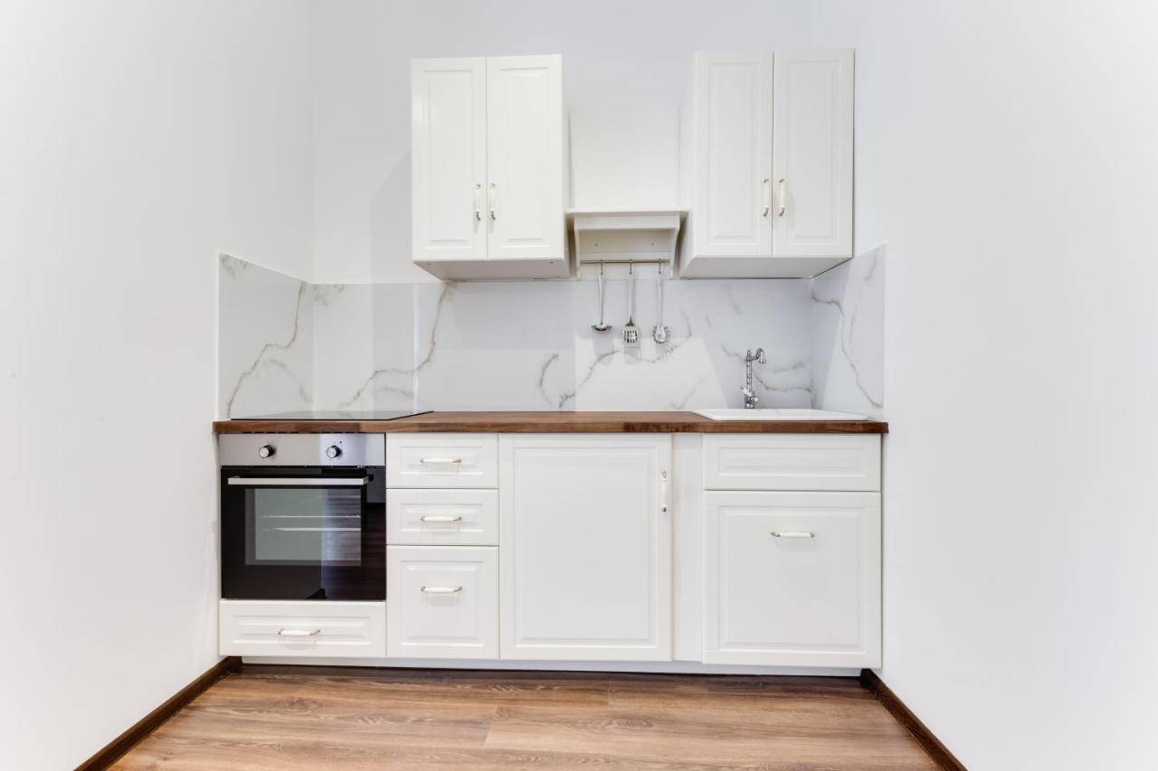Free Days Luxury Apartment 布拉格 外观 照片