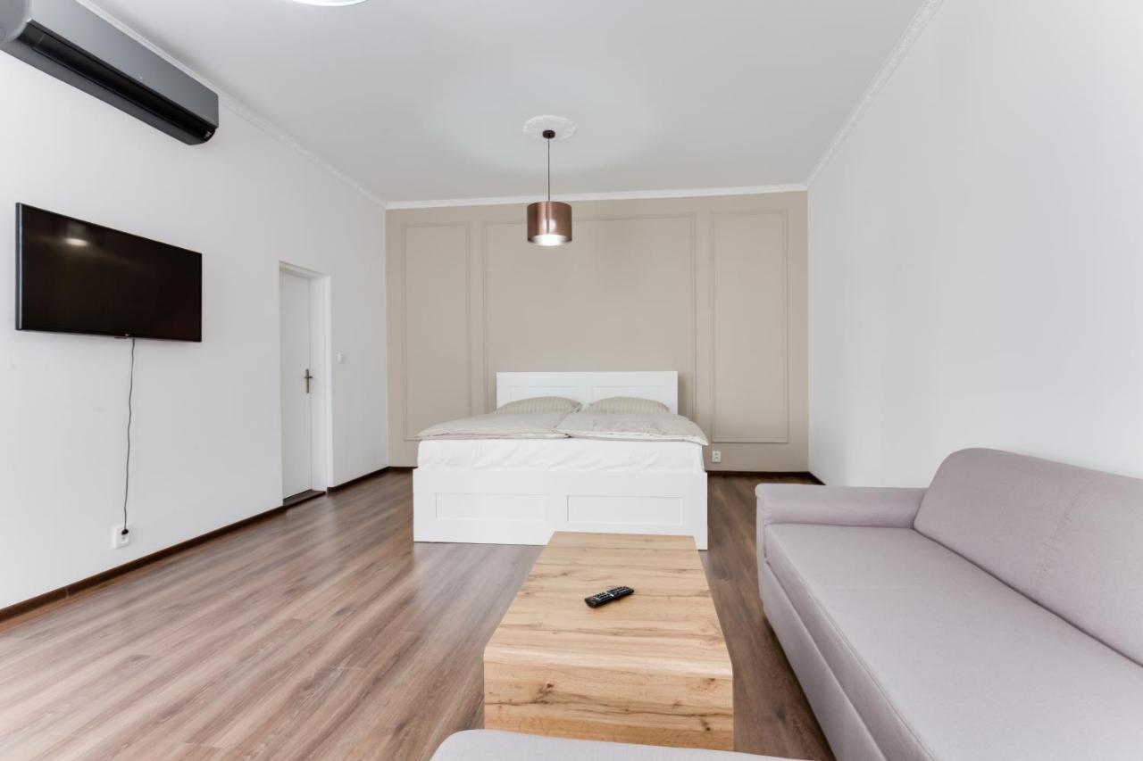 Free Days Luxury Apartment 布拉格 外观 照片