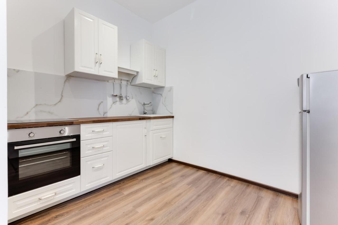 Free Days Luxury Apartment 布拉格 外观 照片