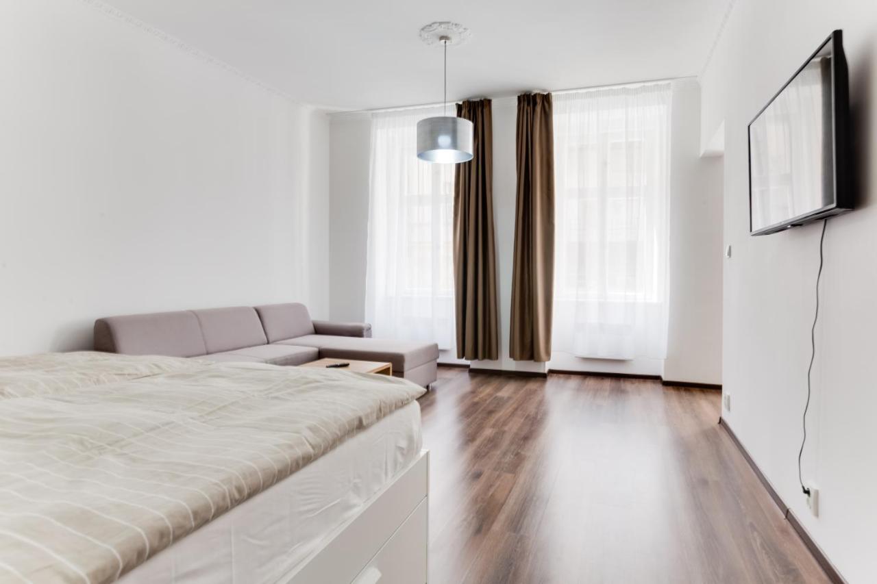 Free Days Luxury Apartment 布拉格 外观 照片