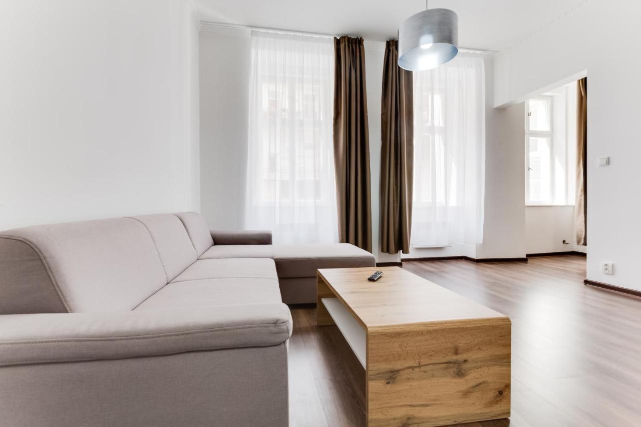 Free Days Luxury Apartment 布拉格 外观 照片